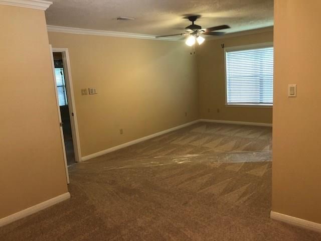 419 Paradise Lane, Montgomery, TX 77356