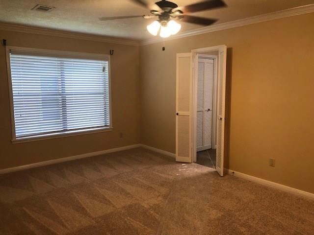 419 Paradise Lane, Montgomery, TX 77356