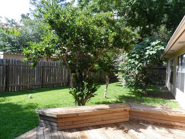 419 Paradise Lane, Montgomery, TX 77356