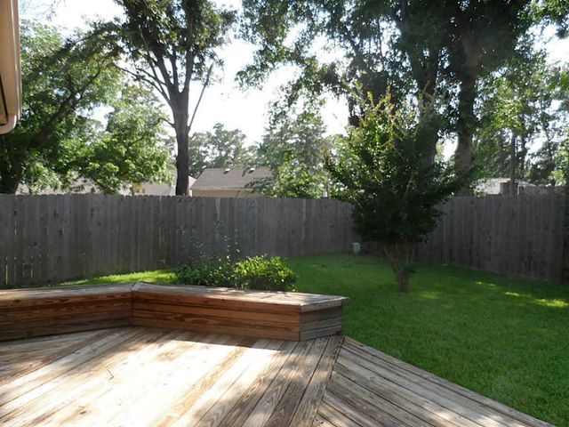 419 Paradise Lane, Montgomery, TX 77356