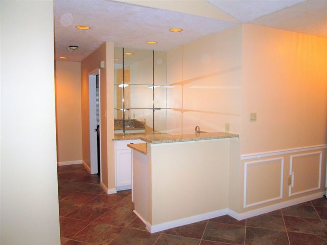 419 Paradise Lane, Montgomery, TX 77356