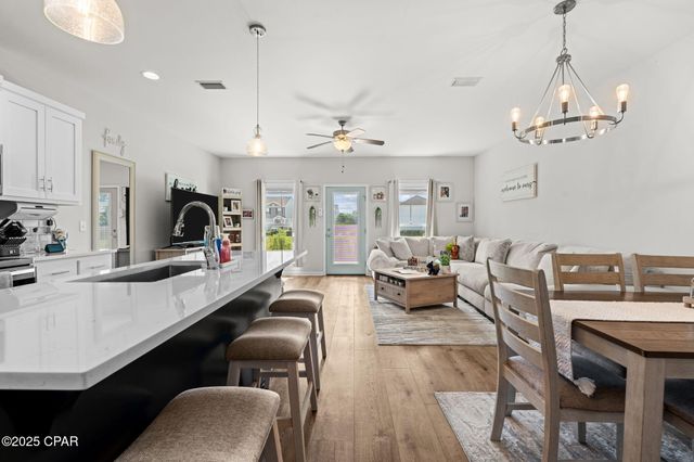 326 Raven Lane, Panama City, FL 32404