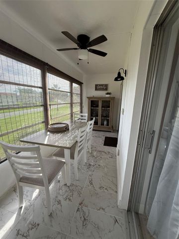 22 Abbey Ln 205, Delray Beach, FL 33446