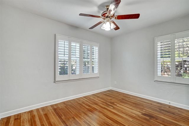 2301 7TH AVENUE N, St Petersburg, FL 33713