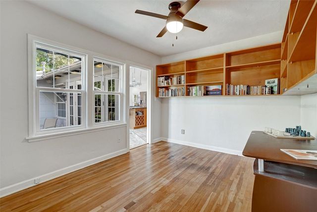 2301 7TH AVENUE N, St Petersburg, FL 33713