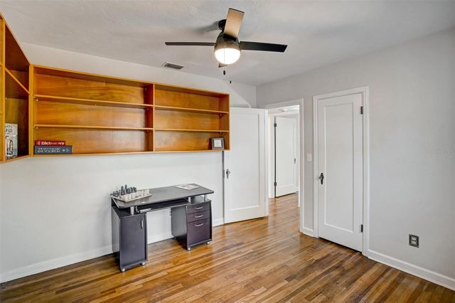 2301 7TH AVENUE N, St Petersburg, FL 33713