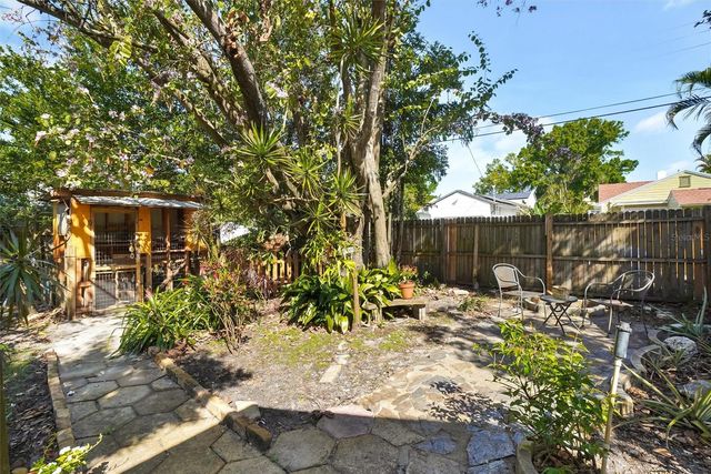 2301 7TH AVENUE N, St Petersburg, FL 33713