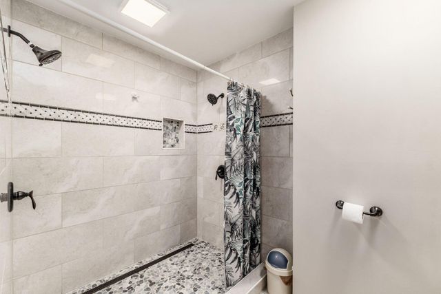 99 Sharon Road SW, Pataskala, OH 43062