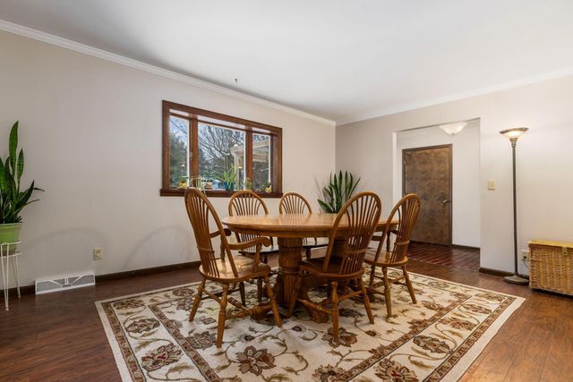 99 Sharon Road SW, Pataskala, OH 43062