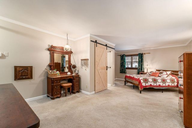 99 Sharon Road SW, Pataskala, OH 43062