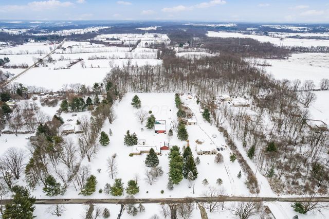 99 Sharon Road SW, Pataskala, OH 43062