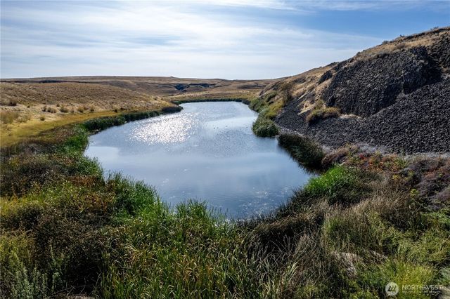 61 Dyer Hill Rd, Mansfield, WA 98830