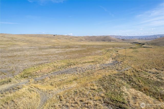 61 Dyer Hill Rd, Mansfield, WA 98830