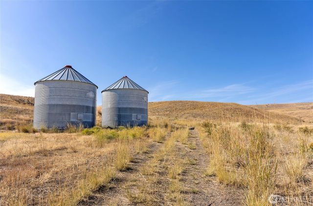 61 Dyer Hill Rd, Mansfield, WA 98830