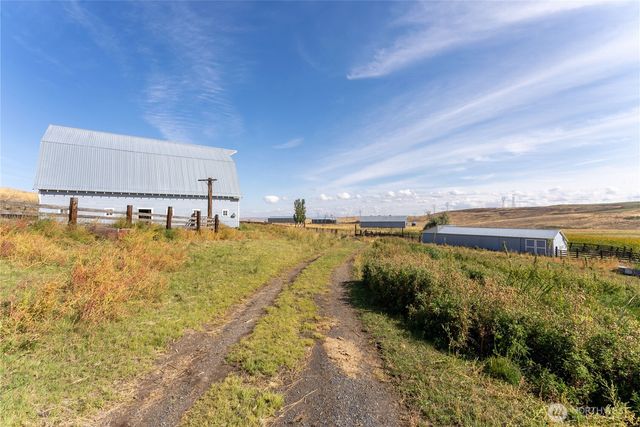 61 Dyer Hill Rd, Mansfield, WA 98830