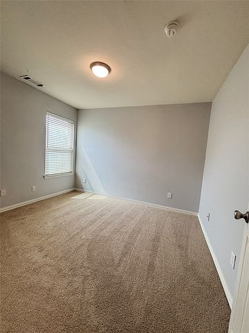 389 Ivan Drive, Lewisville, TX 75067