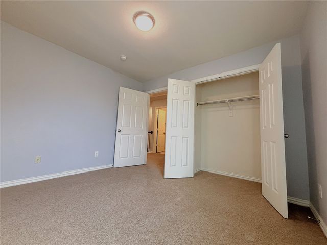 389 Ivan Drive, Lewisville, TX 75067