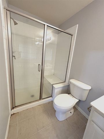 389 Ivan Drive, Lewisville, TX 75067