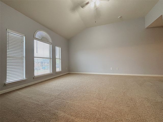 389 Ivan Drive, Lewisville, TX 75067