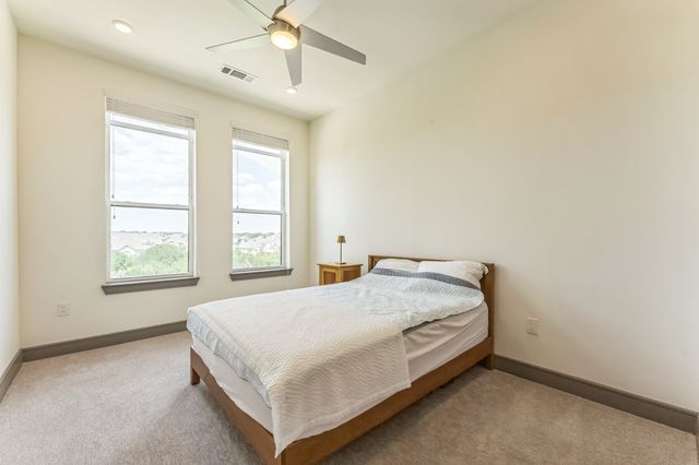 2700 Old Denton Road 4424, Carrollton, TX 75007