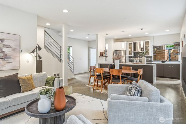 830 B 16th Ave, Seattle, WA 98122