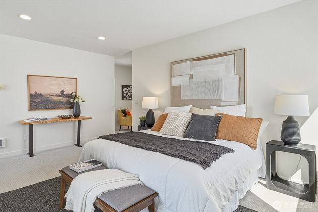 830 B 16th Ave, Seattle, WA 98122