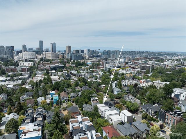 830 B 16th Ave, Seattle, WA 98122