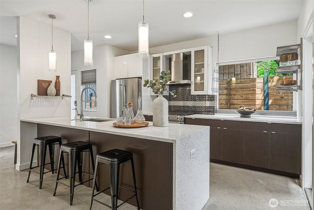 830 B 16th Ave, Seattle, WA 98122