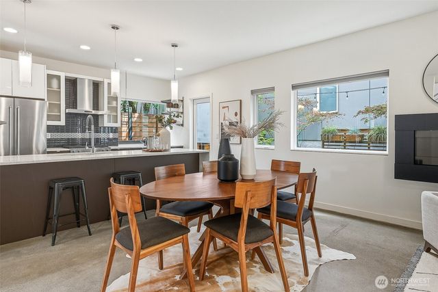 830 B 16th Ave, Seattle, WA 98122