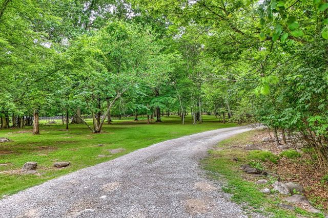 5544 S New Hope Rd, Hermitage, TN 37076