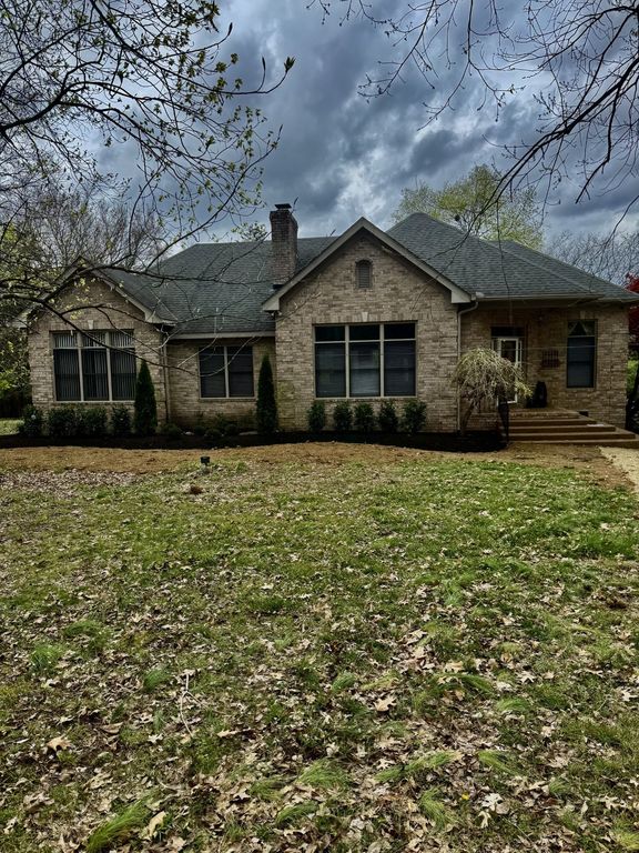 5544 S New Hope Rd, Hermitage, TN 37076