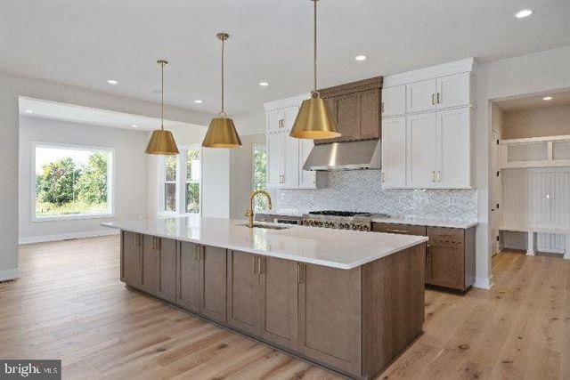 41636 MISTY DAWN DR, Ashburn, VA 20148