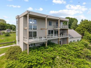 70 Prospect Hill Road, Groton, CT 06340