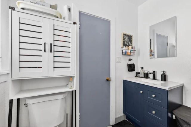 1530 E Appleton Street, Long Beach, CA 90802