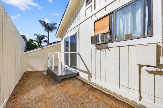 1530 E Appleton Street, Long Beach, CA 90802