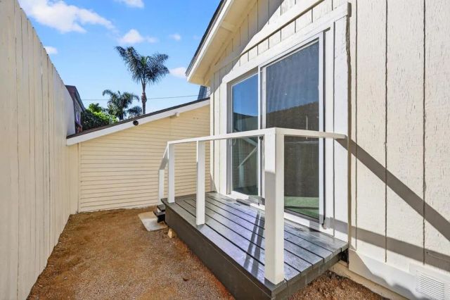 1530 E Appleton Street, Long Beach, CA 90802