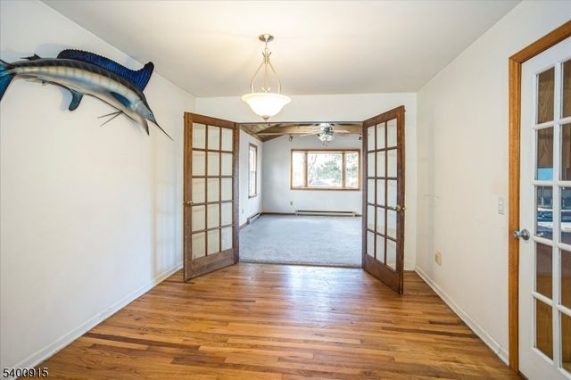 2 Bernard Ct, Clinton Twp., NJ 08833