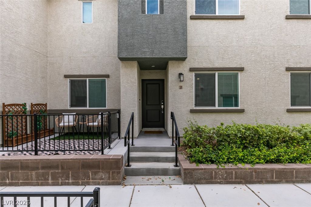 2728 Tahiti Grape Way 2, Las Vegas, NV 89183 — exterior