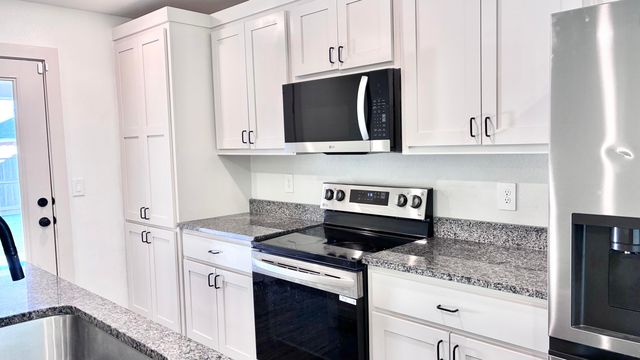 7705 Date Avenue, Lubbock, TX 79404