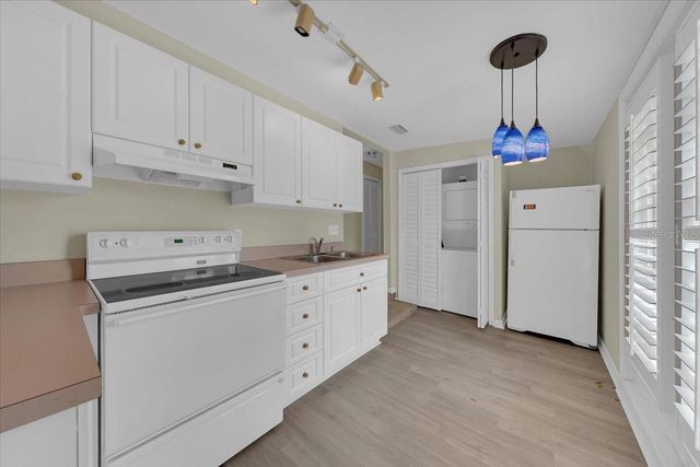 1141 MYRTLE ROAD, Valrico, FL 33596