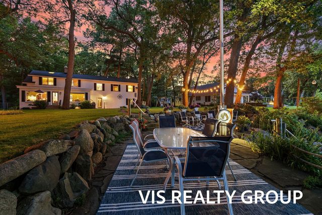15085 Mercury Drive, Grand Haven, MI 49417
