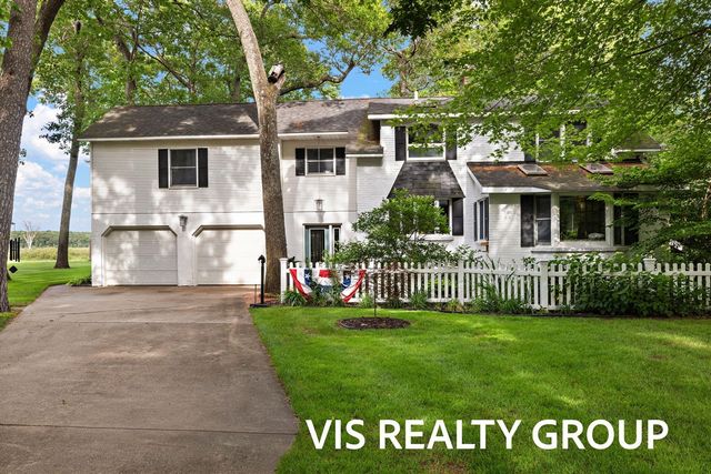 15085 Mercury Drive, Grand Haven, MI 49417