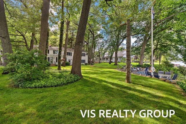 15085 Mercury Drive, Grand Haven, MI 49417