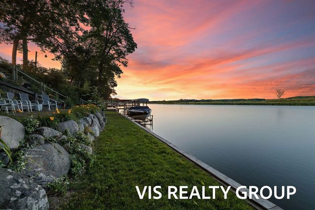 15085 Mercury Drive, Grand Haven, MI 49417