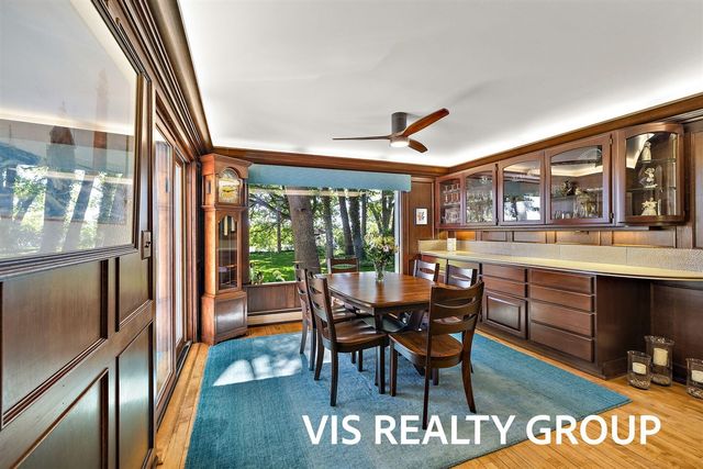 15085 Mercury Drive, Grand Haven, MI 49417