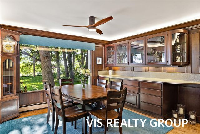 15085 Mercury Drive, Grand Haven, MI 49417