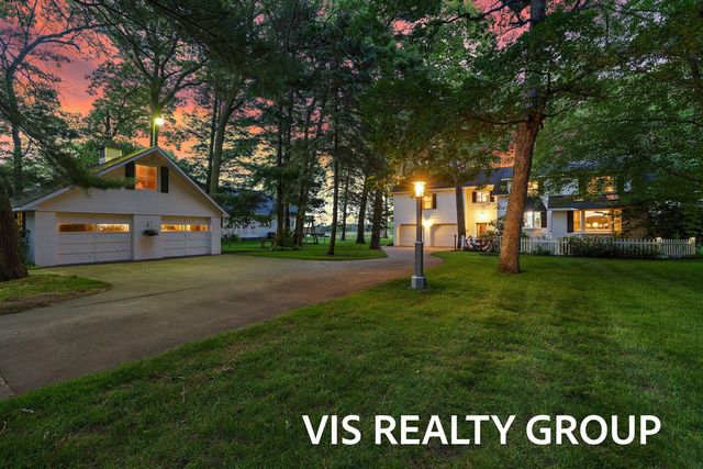 15085 Mercury Drive, Grand Haven, MI 49417