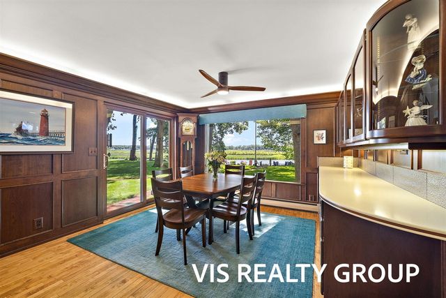 15085 Mercury Drive, Grand Haven, MI 49417