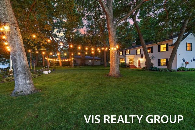 15085 Mercury Drive, Grand Haven, MI 49417