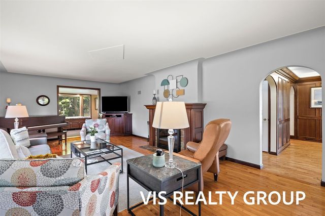 15085 Mercury Drive, Grand Haven, MI 49417
